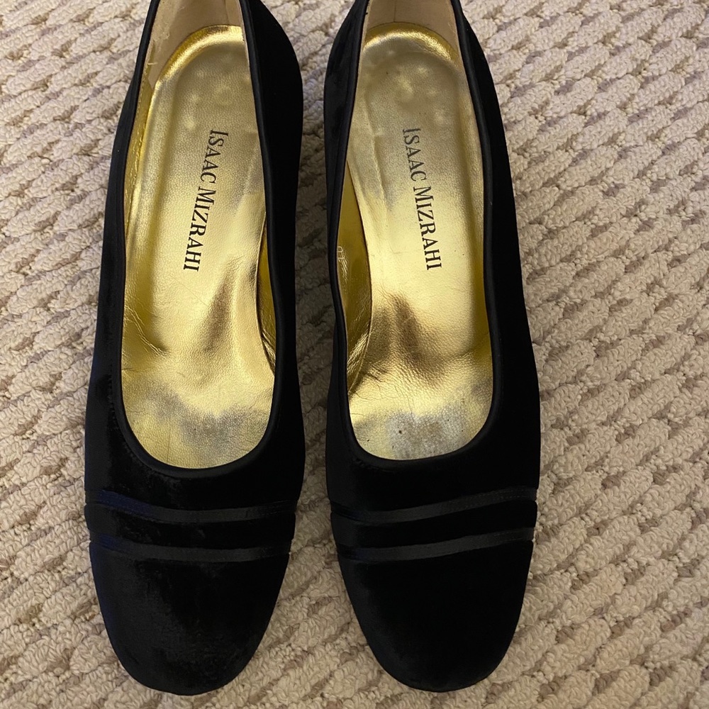 Women’s suede shoes